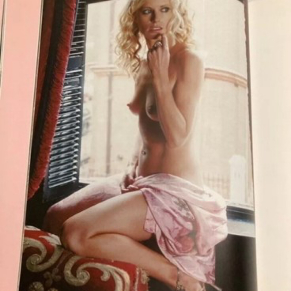 4 Inches by Elton John Hardback Book Cartier Jimmy Choo Free Shipping - Picture 12 of 12